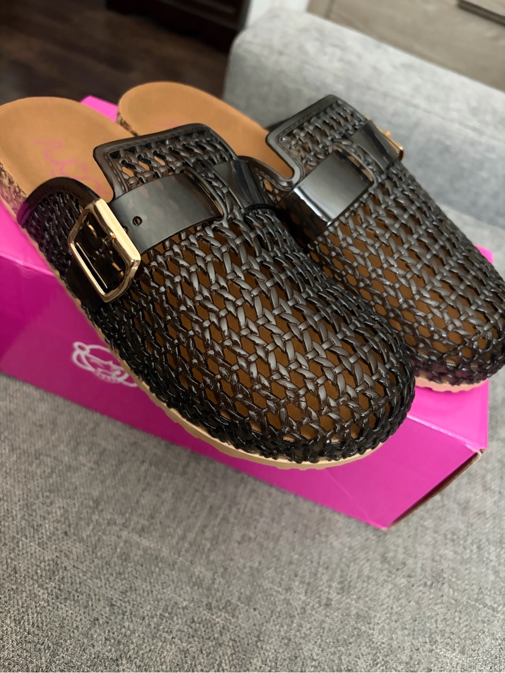 Sugar- Bubblegum Jelly Buckle Slip-On Clogs - Black